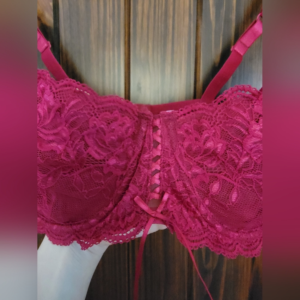 Fredericks Of Hollywood Lace Bra - Picture 2 of 9